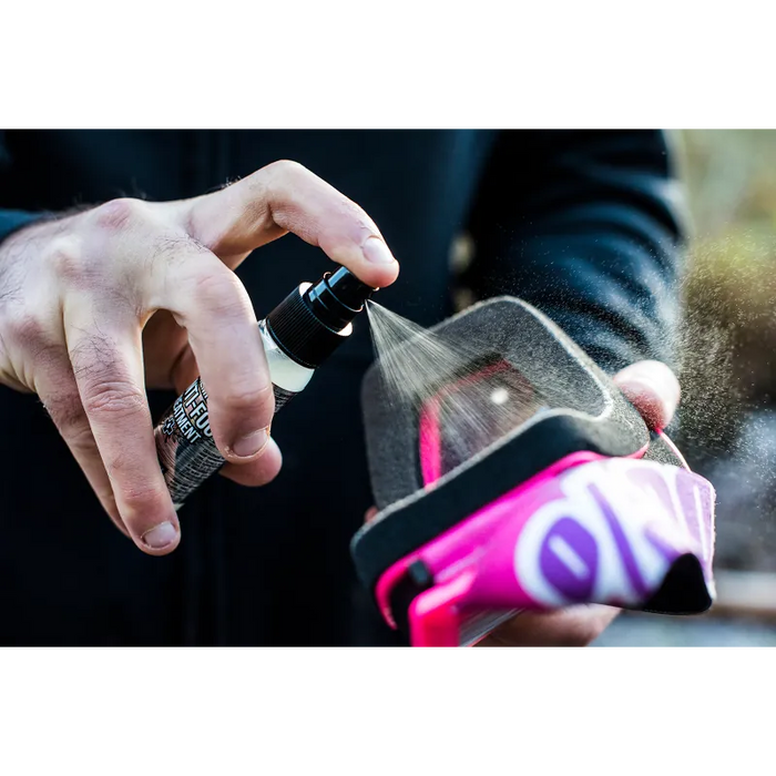 Muc-Off Anti-Fog Treatment 32ml - Lifestyle