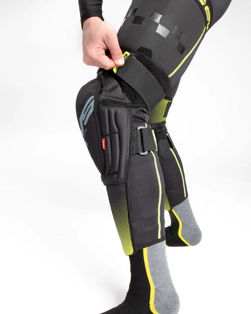 EVS TP199 Knee/Shin Guard