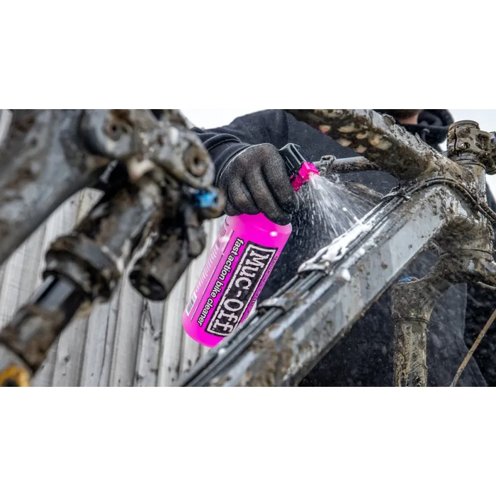 Muc-Off E-Bike Clean / Protect & Lube Kit - Lifestyle