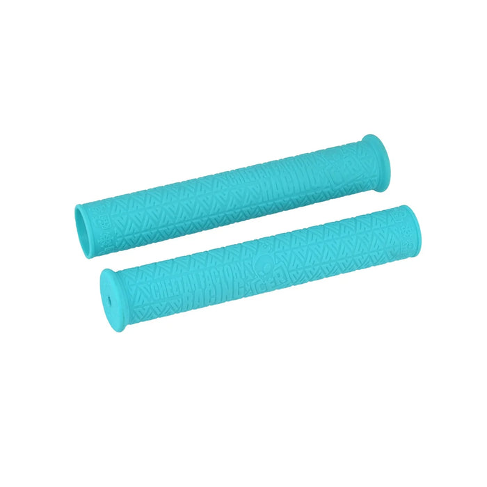 Cheetah Factory Racing 7/8in Hero Grip