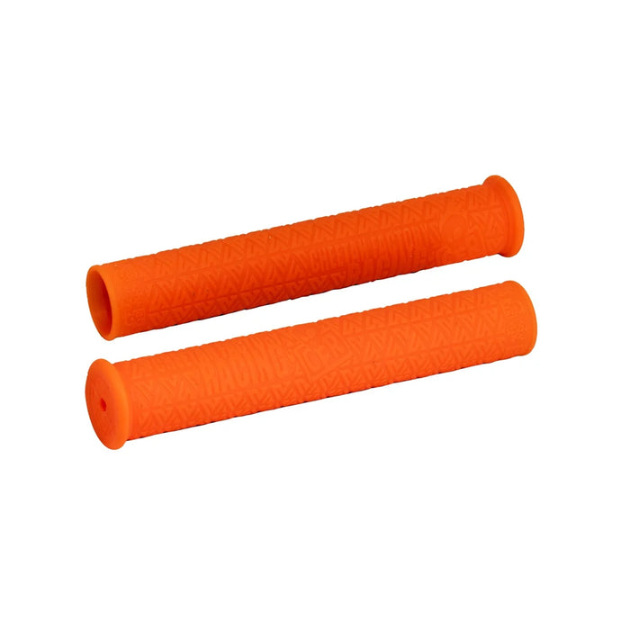 Cheetah Factory Racing 7/8in Hero Grip